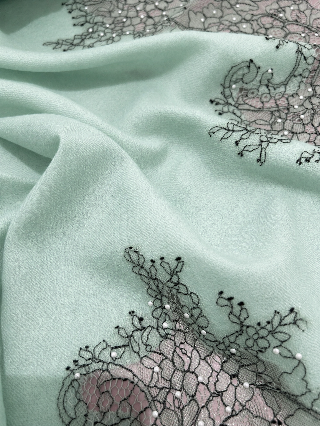 Sciarpa Dusky Lace con Perline