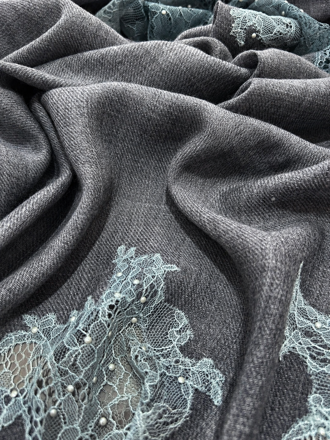 Sciarpa Nuage Doux con Perline